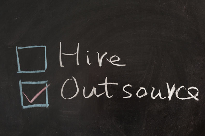 Should I Outsource a Virtual Receptionist or Hire Internally?